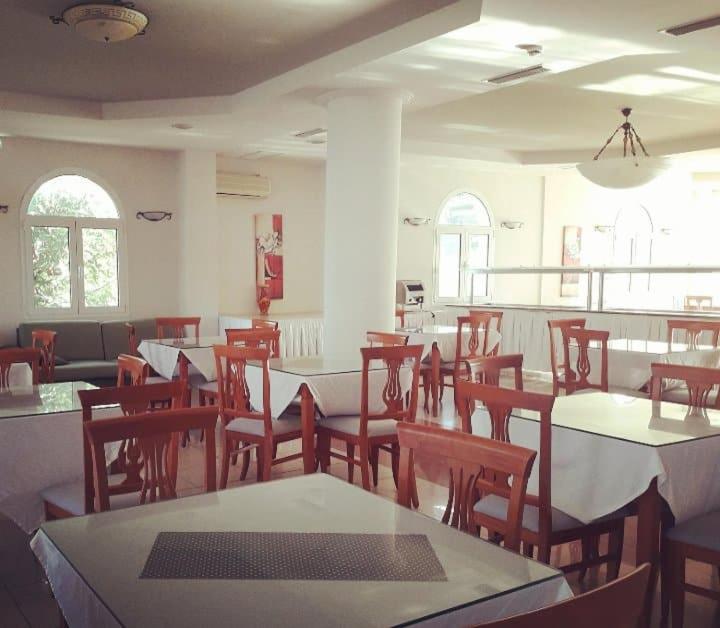Hotel Petros Циливи Экстерьер фото