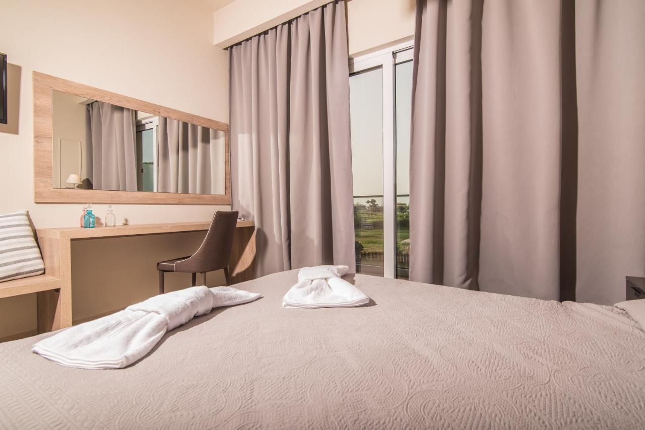 Hotel Petros Циливи Экстерьер фото
