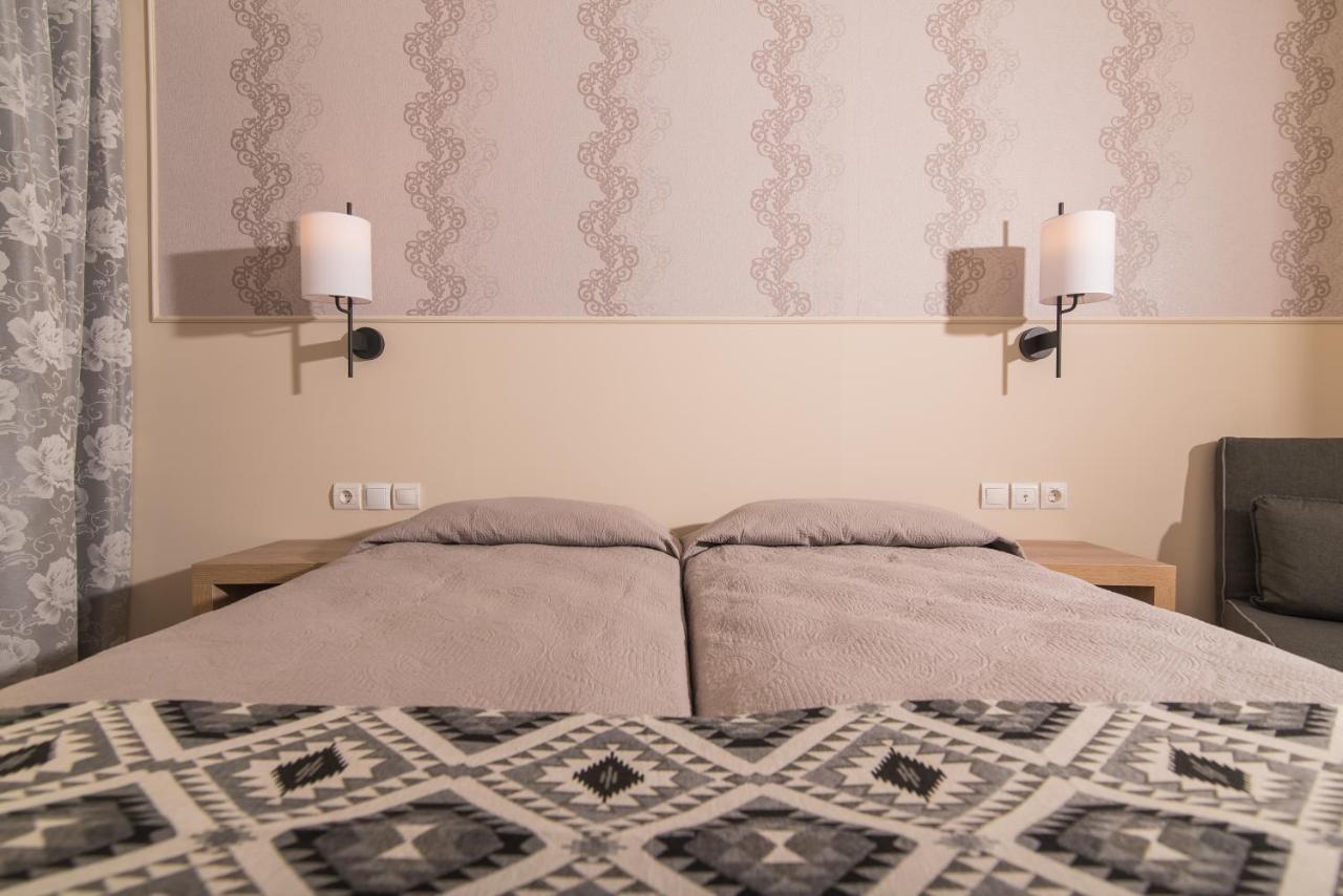Hotel Petros Циливи Экстерьер фото