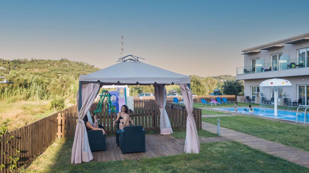 Hotel Petros Циливи Экстерьер фото